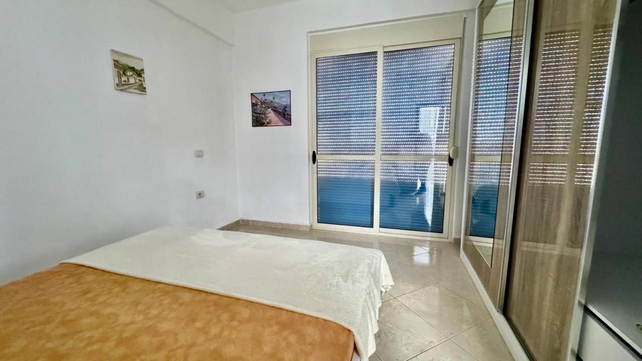 Apartment Deep Blue Sea View *